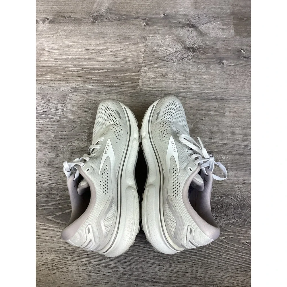 Brooks Women Ghost 15 1203801B112 Gray Running Shoes Sneakers Size 9.5 B